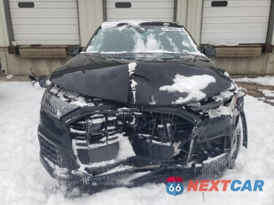 Piąte zdjęcie samochodu w środku: 2023 AUDI Q7 PREMIUM PLUS VIN:WA1LXBF72PD018828 - miniatura