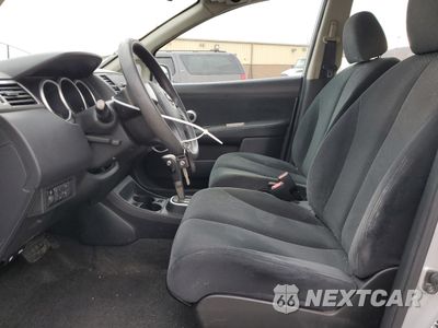 Zdjęcie 7 z 14 samochodu: 2011 NISSAN VERSA S VIN:3N1BC1CP7BL426596 - miniatura