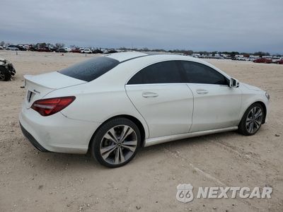 Trzecie zdjęcie samochodu z tyłu: 2018 MERCEDES-BENZ CLA 250 4MATIC VIN:WDDSJ4GBXJN575446 - miniatura