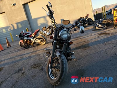 Drugie zdjęcie samochodu z przodu: 2014 KAWASAKI VN900 B VIN:JKAVN2B19EA080290 - miniatura