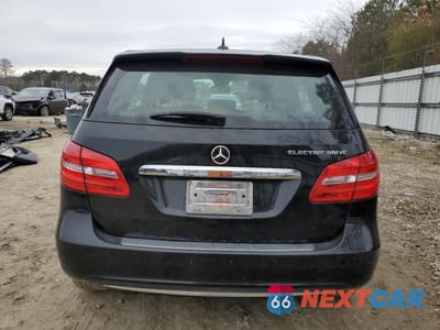 Zdjęcie 6 z 14 samochodu: 2014 MERCEDES-BENZ B ELECTRIC VIN:WDDVP9AB1EJ004037 - miniatura