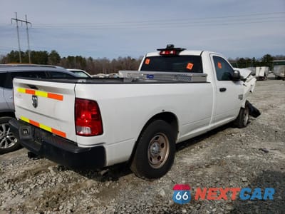 Trzecie zdjęcie samochodu z tyłu: 2021 RAM 1500 CLASSIC TRADESMAN VIN:3C6JR6DG9MG614199 - miniatura