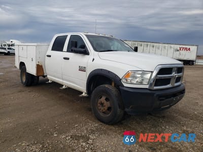Czwarte zdjęcie samochodu z boku: 2015 RAM 3500 ST VIN:3C63RRGL8FG667093 - miniatura