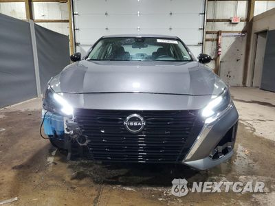 Piąte zdjęcie samochodu w środku: 2024 NISSAN ALTIMA SV VIN:1N4BL4DV8RN370700 - miniatura