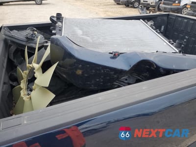 Zdjęcie 13 z 14 samochodu: 2022 CHEVROLET SILVERADO K3500 LTZ VIN:1GC4YUEY2NF332008 - miniatura