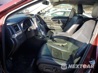 Zdjęcie 7 z 12 samochodu: 2017 TOYOTA HIGHLANDER LIMITED VIN:5TDYZRFH3HS222616 - miniatura