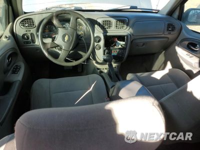 Zdjęcie 8 z 14 samochodu: 2005 CHEVROLET TRAILBLAZER LS VIN:1GNDT13S052279240 - miniatura