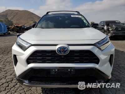 Piąte zdjęcie samochodu w środku: 2023 TOYOTA RAV4 XSE VIN:4T3E6RFV7PU108875 - miniatura