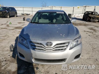 Piąte zdjęcie samochodu w środku: 2010 TOYOTA CAMRY BASE VIN:4T4BF3EK0AR031392 - miniatura