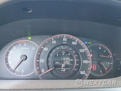 Zdjęcie 9 z 13 samochodu: 2017 HONDA ACCORD SPORT SPECIAL EDITION VIN:1HGCR2F17HA268596 - miniatura