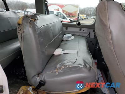 Zdjęcie 11 z 13 samochodu: 2004 FORD ECONOLINE E350 SUPER DUTY WAGON VIN:1FBSS31LX4HA82957 - miniatura