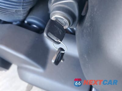 Zdjęcie 8 z 10 samochodu: 2020 HONDA VT750 C2B VIN:JH2RC5372LK101190 - miniatura