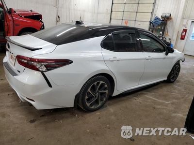 Trzecie zdjęcie samochodu z tyłu: 2022 TOYOTA CAMRY XSE VIN:4T1K61AK8NU065333 - miniatura