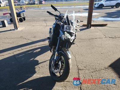 Drugie zdjęcie samochodu z przodu: 2024 KAWASAKI ZR900 F VIN:ML5ZRDF14RDA69085 - miniatura