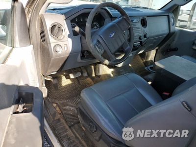 Zdjęcie 8 z 12 samochodu: 2013 FORD F450 SUPER DUTY VIN:1FDUF4GY6DEB14639 - miniatura