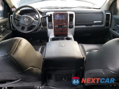Zdjęcie 8 z 14 samochodu: 2012 DODGE RAM 2500 LARAMIE VIN:3C6UD5NL1CG222396 - miniatura