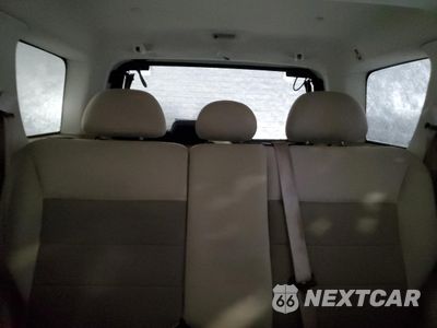 Zdjęcie 10 z 15 samochodu: 2008 FORD ESCAPE XLT VIN:1FMCU03Z78KC45238 - miniatura