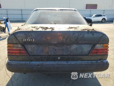 Zdjęcie 6 z 12 samochodu: 1990 MERCEDES-BENZ 300 E VIN:WDBEA30DXLB175841 - miniatura