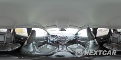 Zdjęcie 13 z 17 samochodu: 2019 JEEP CHEROKEE LATITUDE PLUS VIN:1C4PJMLB3KD487013 - miniatura
