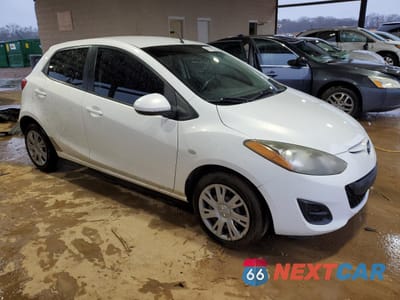 Czwarte zdjęcie samochodu z boku: 2012 MAZDA MAZDA2 VIN:JM1DE1KY8C0134268 - miniatura