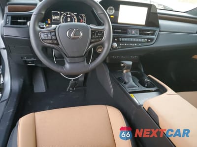 Zdjęcie 8 z 15 samochodu: 2025 LEXUS ES 350 BASE VIN:58ADZ1B14SU190534 - miniatura