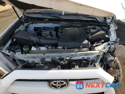 Zdjęcie 12 z 14 samochodu: 2015 TOYOTA 4RUNNER SR VIN:JTEBU5JR6F5263205 - miniatura