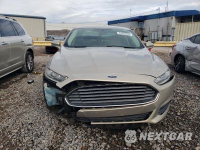 Piąte zdjęcie samochodu w środku: 2016 FORD FUSION SE VIN:3FA6P0H74GR176654 - miniatura