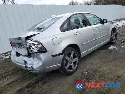 Trzecie zdjęcie samochodu z tyłu: 2008 VOLVO S40 2.4I VIN:YV1MS382882358296 - miniatura