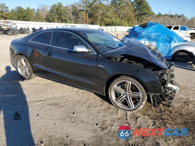 Czwarte zdjęcie samochodu z boku: 2014 AUDI S5 PREMIUM PLUS VIN:WAUCGAFR9EA019956 - miniatura