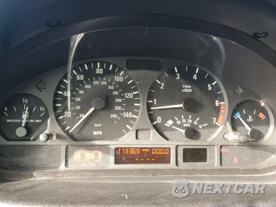 Zdjęcie 9 z 12 samochodu: 2003 BMW 325 IT VIN:WBAEN334X3PC12200 - miniatura