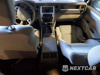 Zdjęcie 8 z 13 samochodu: 2008 JEEP COMMANDER SPORT VIN:1J8HG48KX8C166511 - miniatura