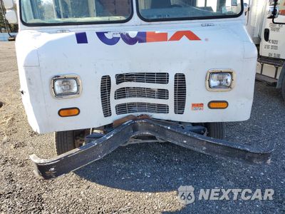 Zdjęcie 10 z 10 samochodu: 2012 FORD ECONOLINE E450 SUPER DUTY COMMERCIAL STRIPPED CHASSIS VIN:1FC4E4KL5CDB31259 - miniatura