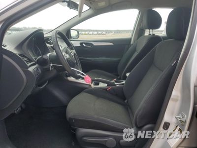 Zdjęcie 7 z 12 samochodu: 2019 NISSAN SENTRA S VIN:3N1AB7AP0KY404575 - miniatura