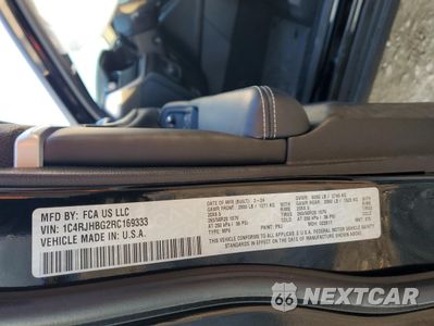 Zdjęcie 16 z 16 samochodu: 2024 JEEP GRAND CHEROKEE LIMITED VIN:1C4RJHBG2RC169333 - miniatura