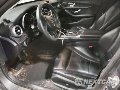 Zdjęcie 7 z 15 samochodu: 2017 MERCEDES-BENZ C 300 4MATIC VIN:55SWF4KB7HU198053 - miniatura