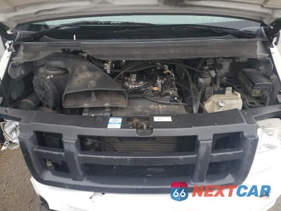 Zdjęcie 11 z 13 samochodu: 2013 ISUZU NPR VIN:JALB4T172D7W00797 - miniatura