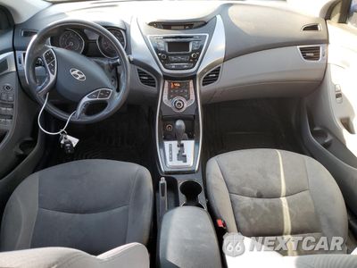 Zdjęcie 8 z 13 samochodu: 2013 HYUNDAI ELANTRA GLS VIN:5NPDH4AE0DH376864 - miniatura