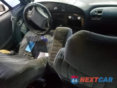Zdjęcie 8 z 13 samochodu: 1992 PONTIAC BONNEVILLE SE VIN:1G2HX53L9N1269251 - miniatura