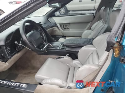 Zdjęcie 7 z 13 samochodu: 1992 CHEVROLET CORVETTE VIN:1G1YY23P8N5108076 - miniatura