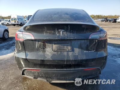 Zdjęcie 6 z 12 samochodu: 2023 TESLA MODEL Y VIN:7SAYGDEE6PF705569 - miniatura