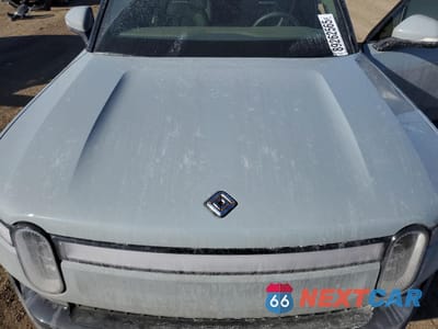 Zdjęcie 13 z 15 samochodu: 2023 RIVIAN R1S LAUNCH EDITION VIN:7PDSGABL5PN007792 - miniatura