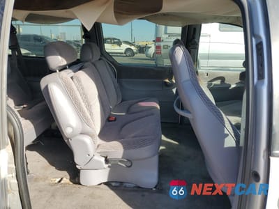 Zdjęcie 11 z 15 samochodu: 2000 DODGE GRAND CARAVAN SE VIN:1B4GP44G3YB680398 - miniatura