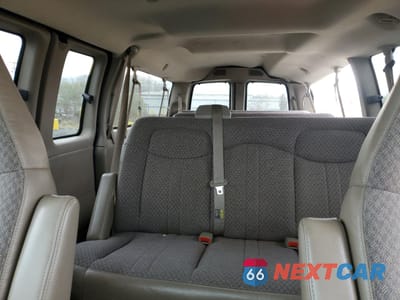 Zdjęcie 10 z 13 samochodu: 2005 CHEVROLET EXPRESS G3500 VIN:1GAHG39U651214586 - miniatura