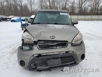Piąte zdjęcie samochodu w środku: 2013 KIA SOUL VIN:KNDJT2A51D7620158 - miniatura