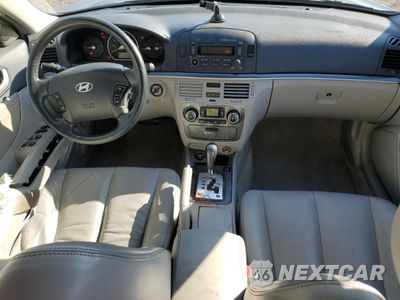 Zdjęcie 8 z 13 samochodu: 2007 HYUNDAI SONATA SE VIN:5NPEU46F97H281127 - miniatura