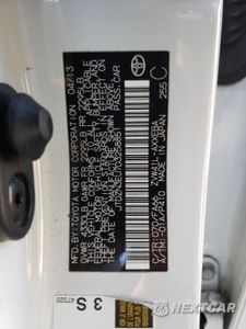 Zdjęcie 15 z 15 samochodu: 2013 TOYOTA PRIUS V VIN:JTDZN3EU7D3258851 - miniatura