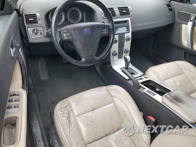 Zdjęcie 8 z 12 samochodu: 2011 VOLVO C70 T5 VIN:YV1672MCXBJ112916 - miniatura