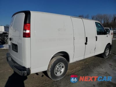 Trzecie zdjęcie samochodu z tyłu: 2019 CHEVROLET EXPRESS G3500 VIN:1GCZGGFG2K1293509 - miniatura