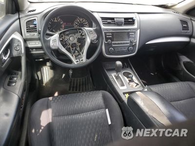 Zdjęcie 8 z 12 samochodu: 2017 NISSAN ALTIMA 2.5 VIN:1N4AL3AP1HC186950 - miniatura
