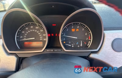 Zdjęcie 8 z 10 samochodu: 2003 BMW Z4 3.0 VIN:4USBT53463LT22229 - miniatura